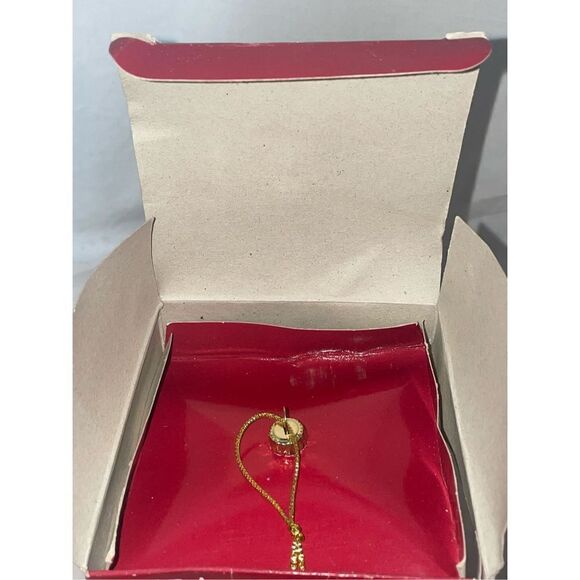 Hand painted glass ornament - Picture 7 of 8